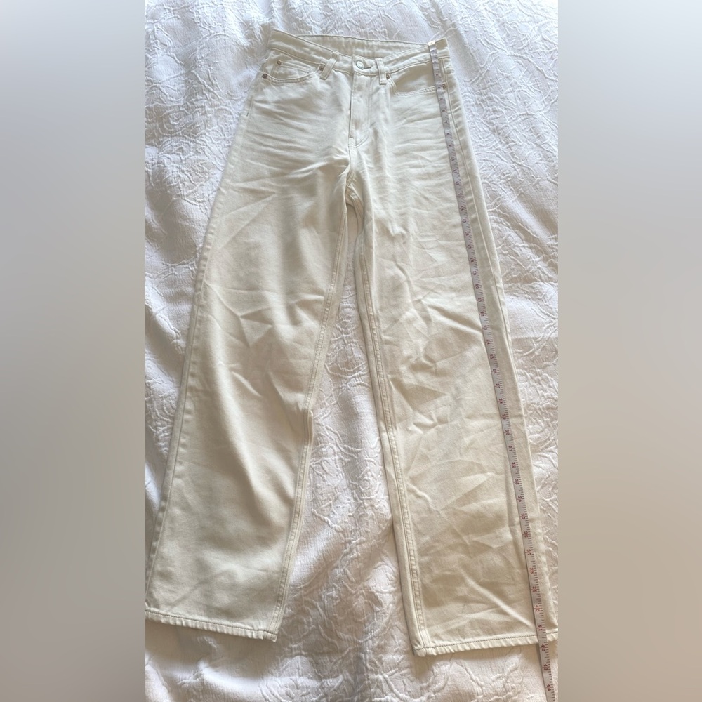 White Jeans